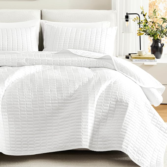 Comfort Spaces Kienna Quilt Set- Double Sided Stitching Design Summer Blanket by ComfortSpaces