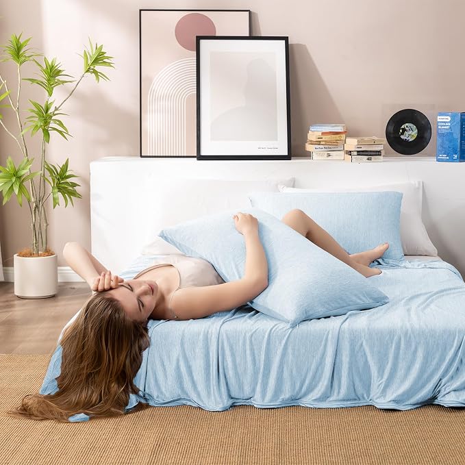 HOMFINE Cooling Blankets for Hot Sleepers - Image 4