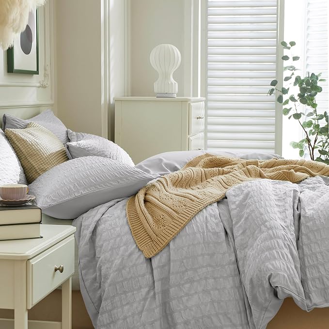 JELLYMONI Light Grey Duvet Cover Queen Size, Soft Breathable Seersucker Duvet - Image 7