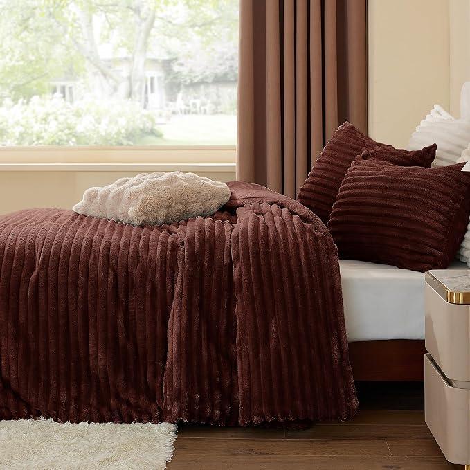 BEDELITE Fleece King Comforter Set -Super Soft & Warm Fluffy Hot Chotolate - Image 4