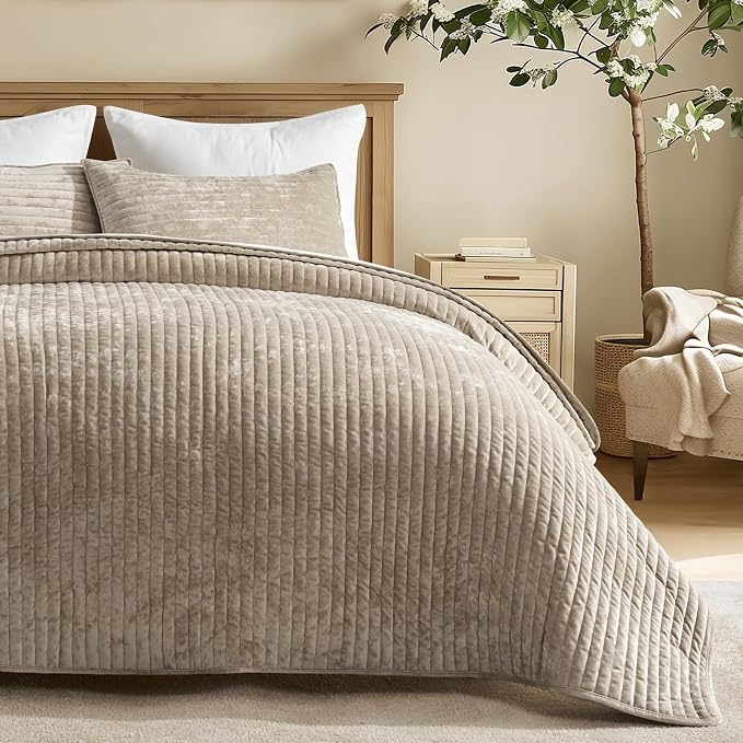 EVERGRACE Velvet Quilt Set Queen Size, Luxurious Soft Striped Channel Bedding - Image 2