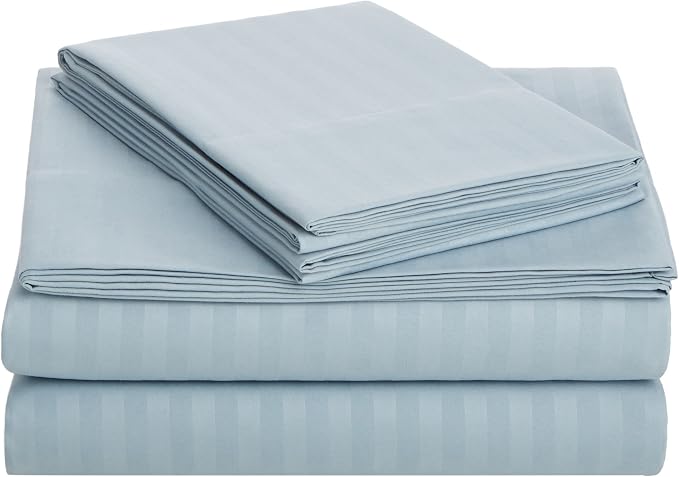 Amazon Basics Soft, Breathable, Wrinkle-Free Brushed Microfiber 4-Piece Bed - Image 2