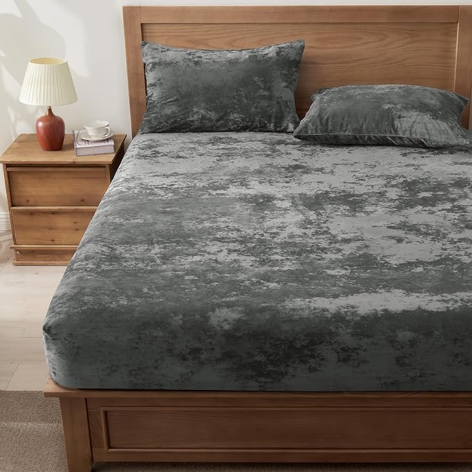 BEDELITE Velvet Fitted Sheet and Pillowcases Set, Luxury Soft Fuzzy Bottom Sheet - Image 9