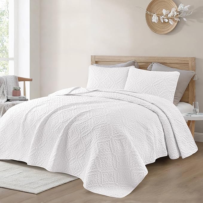 Exclusivo Mezcla King Quilt Bedding Set, Lightweight Soft Bedspreads Coverlets - Image 2