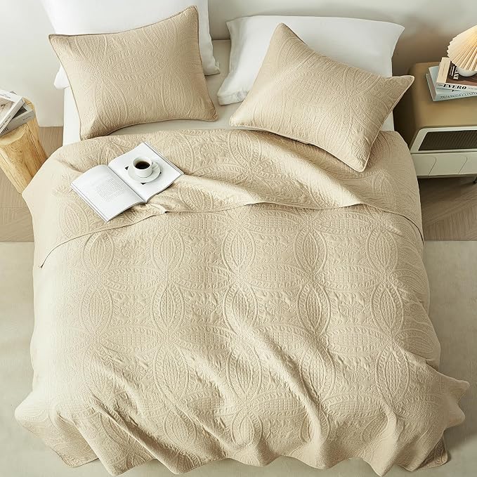 akkialla King Quilt Bedding Set, Lightweight Soft Bedspread Coverlet, Modern - Image 3