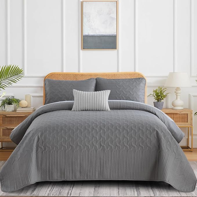 Yiran Grey Quilt Set Queen Size Lightweight Bedspread Ultrasonic Wave Pattern - Image 2