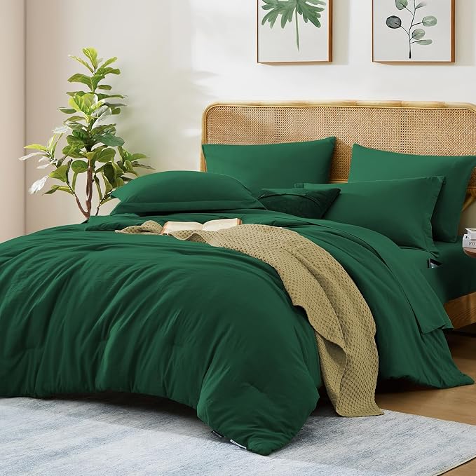 WRENSONGE Queen Comforter Set- 7 Pieces Soft Emerald Green Bed in a Bag - Image 2