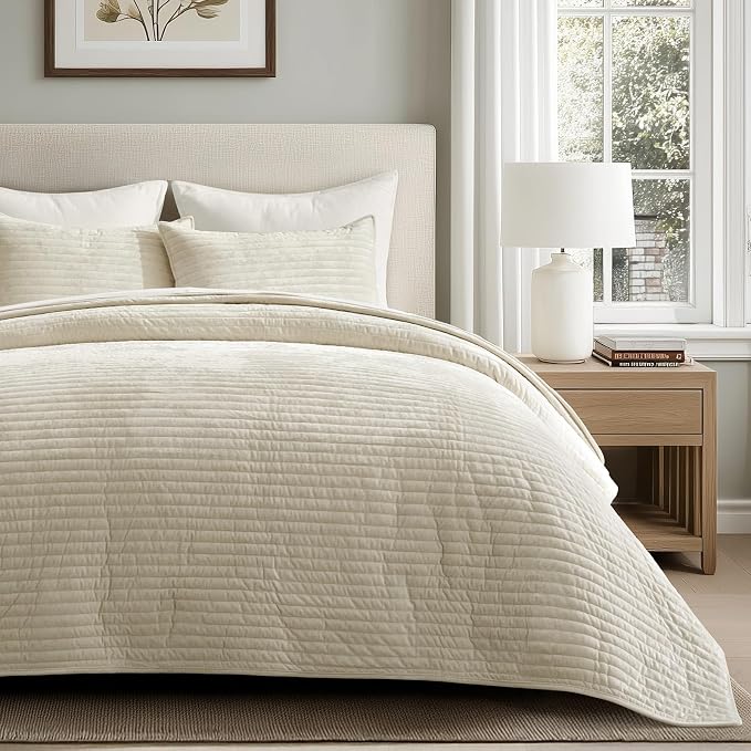 EVERGRACE Velvet Quilt Set Queen Size, Luxurious Soft Striped Channel Bedding - Image 7