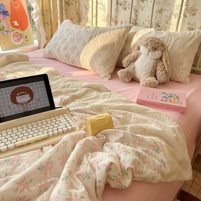 mixinni Vintage Floral Duvet Cover Set - Image 3