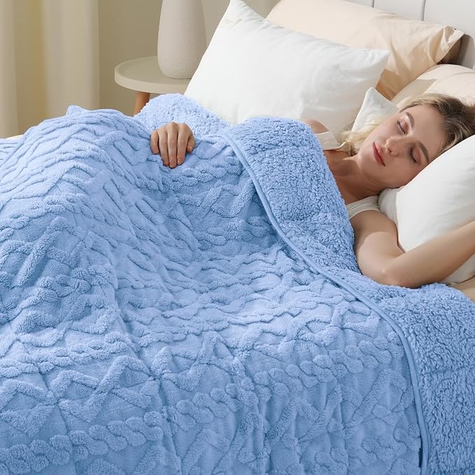 Super Fuzzy Soft Sherpa Fleece Weighted Blanket, 20 lbs Dual Sided Fluffy Heavy - Image 9