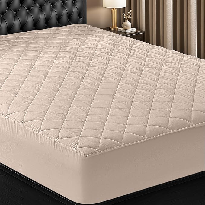 Utopia Bedding Quilted Fitted Mattress Pad, King Size, Elastic Fitted Mattress by UTOPIABEDDING