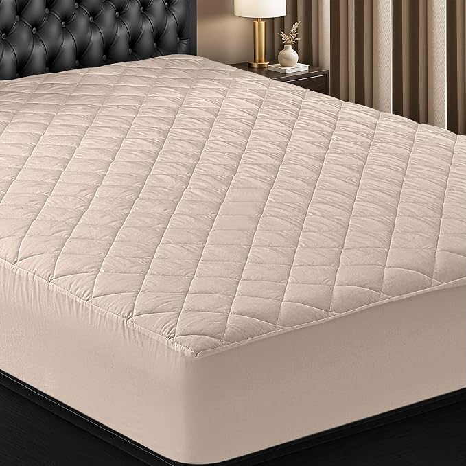 Utopia Bedding Quilted Fitted Mattress Pad, Twin Size, Elastic Fitted Mattress by UTOPIABEDDING