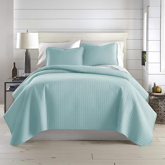 Southshore Fine Living, Inc. Quilts Queen Size by SouthshoreFineLivingInc