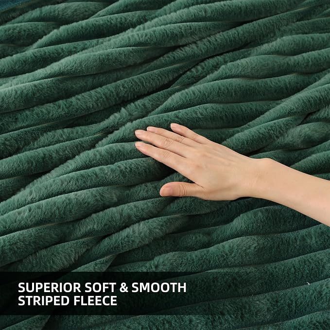 Smoofy Fluffy Queen Comforter Set 3 Pieces - Image 5