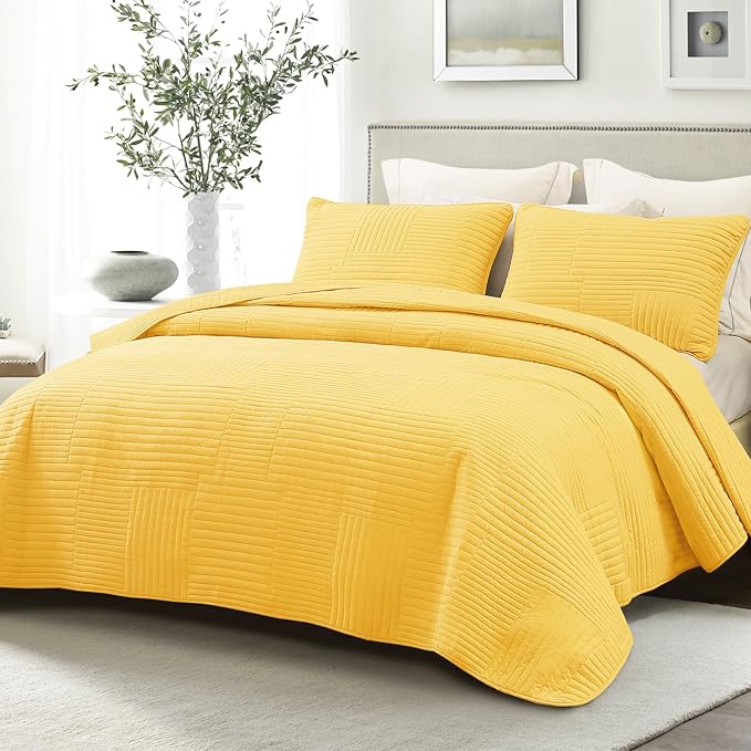 Whale Flotilla Ultra Soft California King Quilt Bedding Set, Lightweight by WHALEFLOTILLA