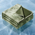 Topcee Cooling Throw Blanket for Hot Sleepers, Arc-Chill Q-Max >0.5 Cool Fiber by Topcee%E2%80%94ForYourGoodSleep