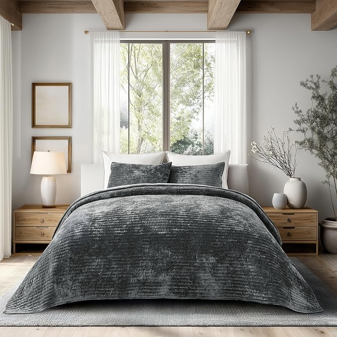 EVERGRACE Velvet Quilt Set California King 118'' x 106'', Luxurious Soft by EverGrace