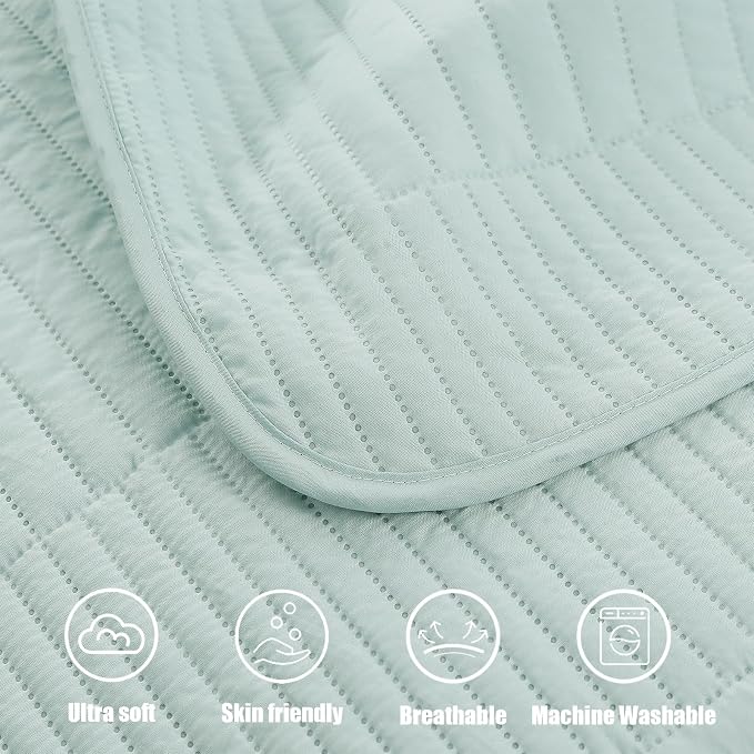 Whale Flotilla Ultra Soft King Quilt Bedding Set, Lightweight Microfiber Aqua - Image 7