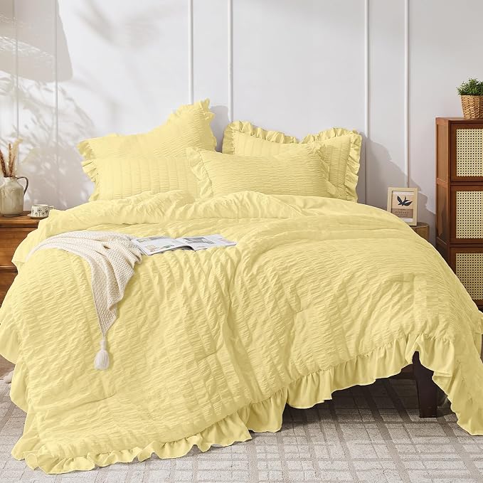 JOLLYVOGUE Twin Size Comforter Set, 2 Pieces Light Yellow Seersucker by JOLLYVOGUE