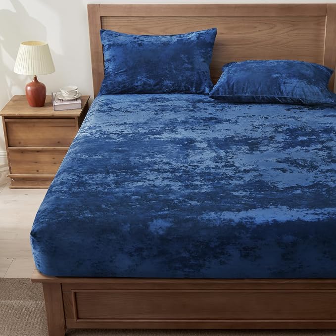 BEDELITE Velvet Fitted Sheet and Pillowcases Set, Luxury Soft Fuzzy Bottom Sheet - Image 9