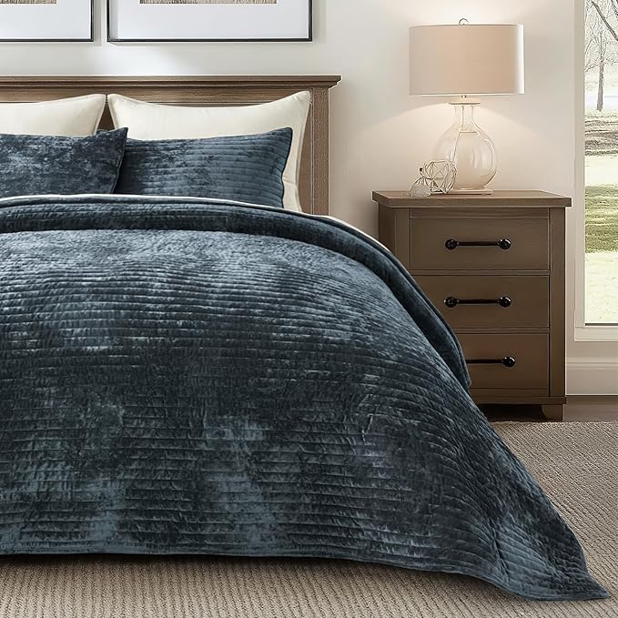EVERGRACE Velvet Quilt Set King Size, Luxurious Soft Striped Channel Bedding Set - Image 2