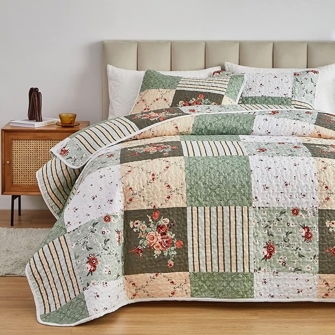 Patchwork Quilt Set Full/Queen Size, 3 Pieces Green Floral Plaid Summer - Image 3