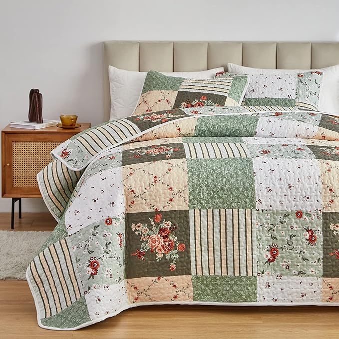 Patchwork Quilt Set Twin Size, 2 Pieces Green White Floral Plaid Design Summer - Image 3