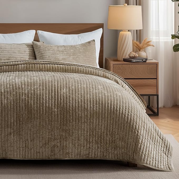 EVERGRACE Velvet Quilt Set Queen Size, Luxurious Soft Striped Channel Bedding - Image 7