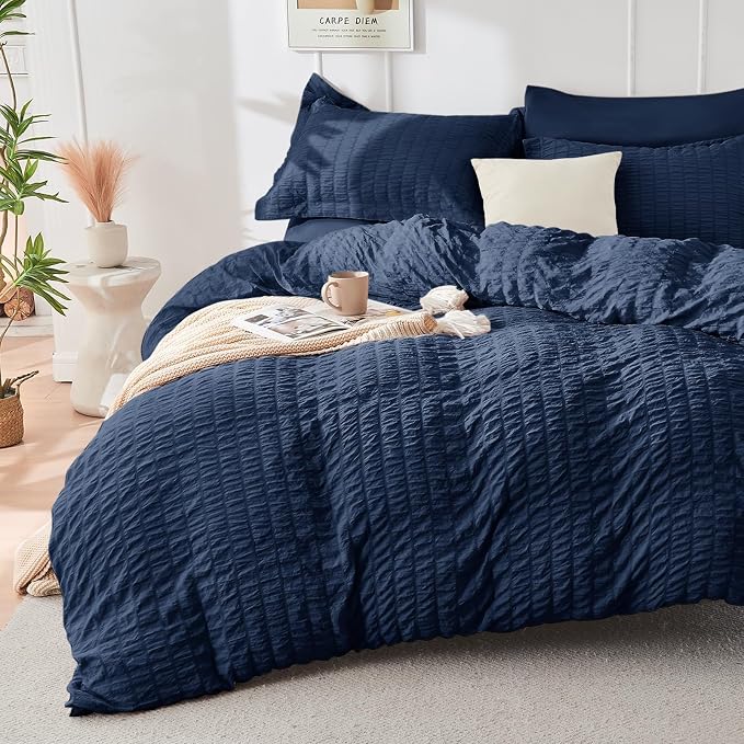 HYMOKEGE Navy Blue Duvet Cover Queen Size, Ultra Soft 3-Piece Seersucker Duvet by HYMOKEGE