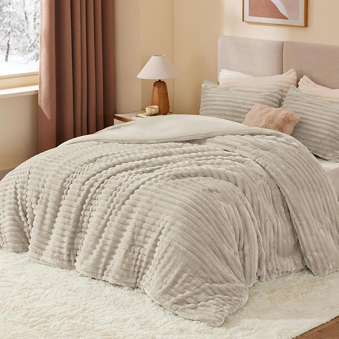 BEDELITE Fleece Full Comforter Set -Super Soft & Warm Fluffy Linen Bedding - Image 2