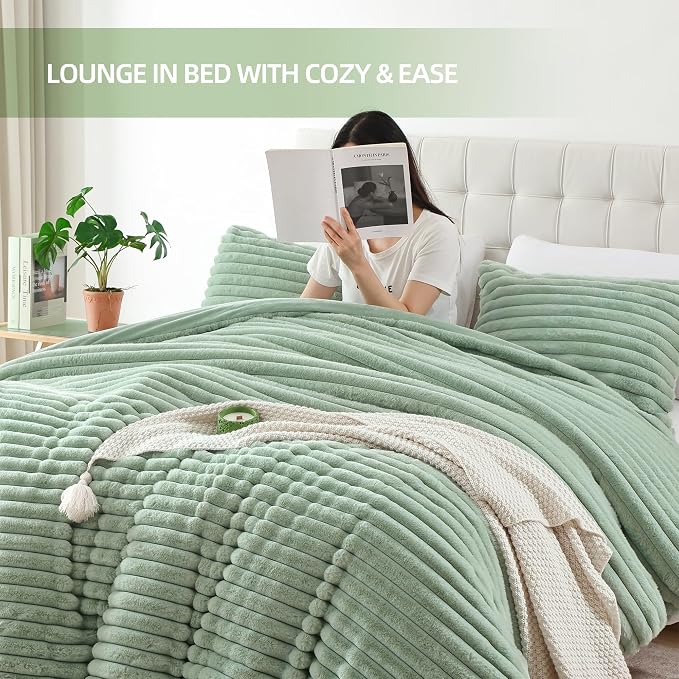 Smoofy Fluffy Queen Comforter Set 3 Pieces - Image 6