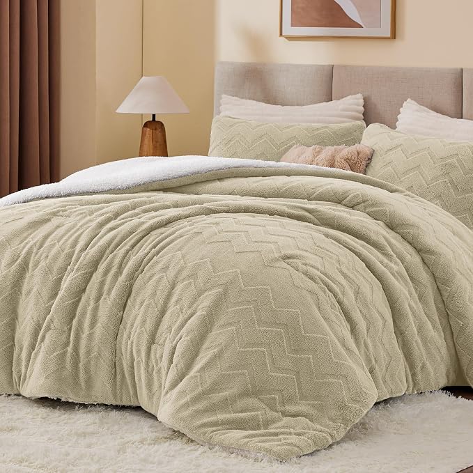 BEDELITE Fluffy Queen Comforter Set - Image 3