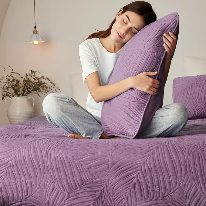 Exclusivo Mezcla California King Quilt Bedding Set, Lightweight Dusty Lavender - Image 4