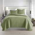 Southshore Fine Living, Inc. Oversized King Quilt Bedding Set, Pet Hair by SouthshoreFineLivingInc
