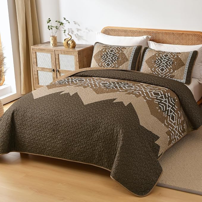 Dintszyayue Brown Quilt Set Queen Size, 3 Piece Boho Aztec Texture Bedspread - Image 5