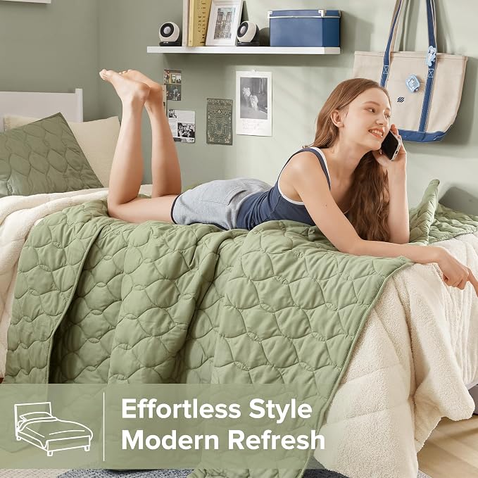 Comfort Spaces Twin Quilt Set Modern Reversible Ogee Coverlet Twin Bedding Set - Image 2