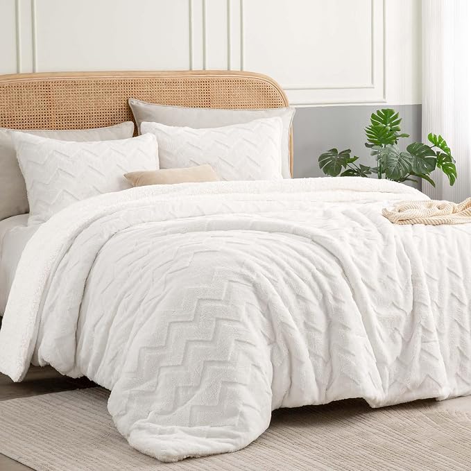 BEDELITE Fluffy King Size Comforter Set - Image 2