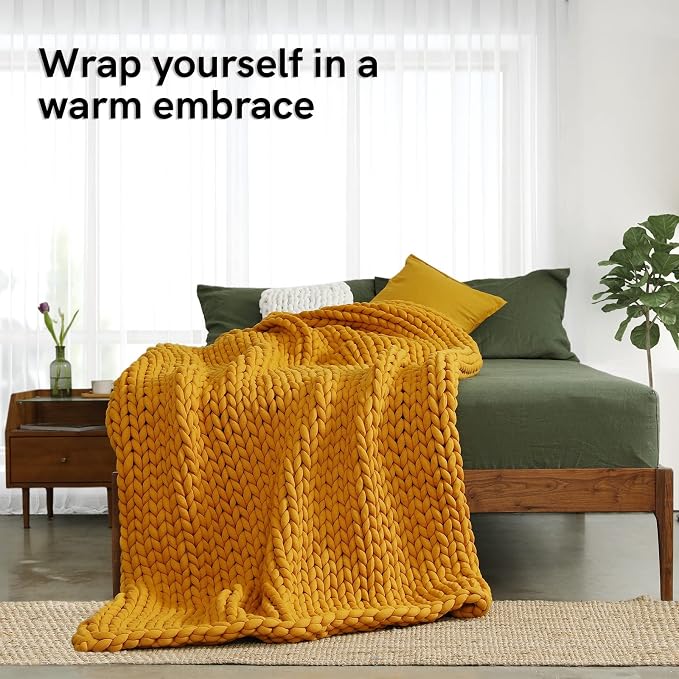 YnM Knitted Weighted Blanket, Handmade Chunky Knitted Design, Soft and Cozy - Image 3