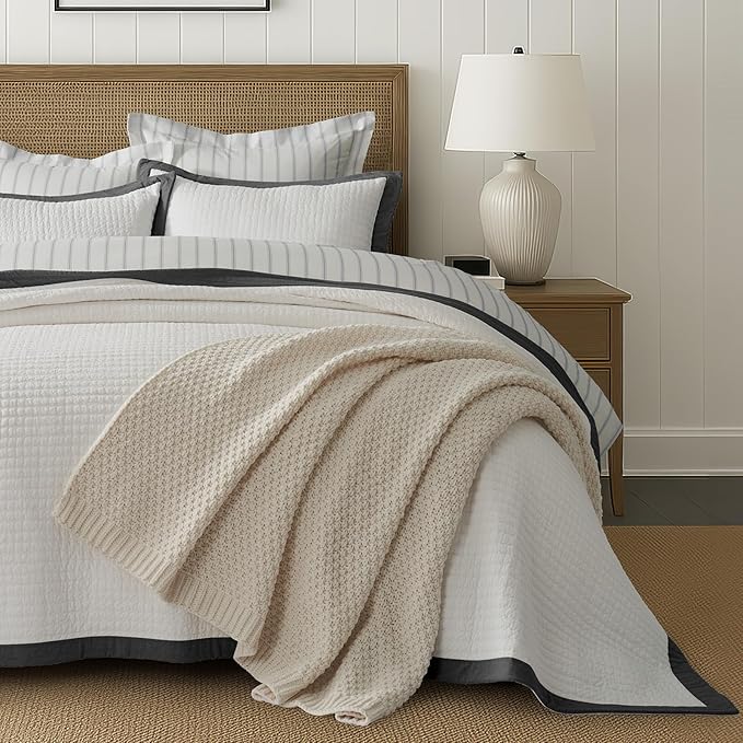 EVERGRACE Cotton Border Frame Tack-Stitch Quilt Bedding Set Queen Size - Image 6