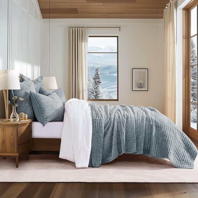 EVERGRACE Velvet Quilt Set King Size, Luxurious Soft Striped Channel Bedding Set - Image 2