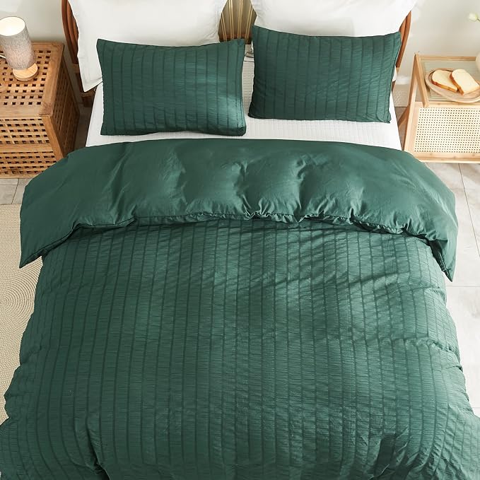 AveLom Dark Green Seersucker Duvet Cover Set Queen Size, 3 Pieces, Ultra Soft - Image 6
