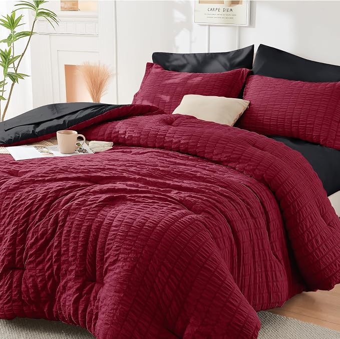 HYMOKEGE Red & Black Full Size Comforter Sets Seersucker 7 Pieces, All Season by HYMOKEGE