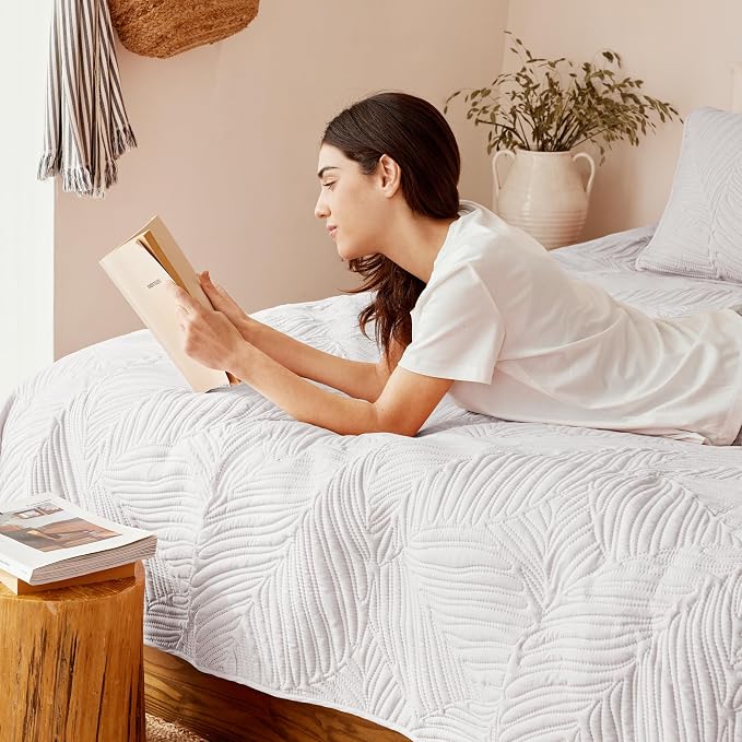 Exclusivo Mezcla Queen Quilt Bedding Set, Lightweight White Quilts Queen Full - Image 4