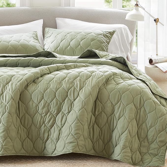 Comfort Spaces Queen Quilt Set Modern Reversible Ogee Coverlet Queen Bedding by ComfortSpaces