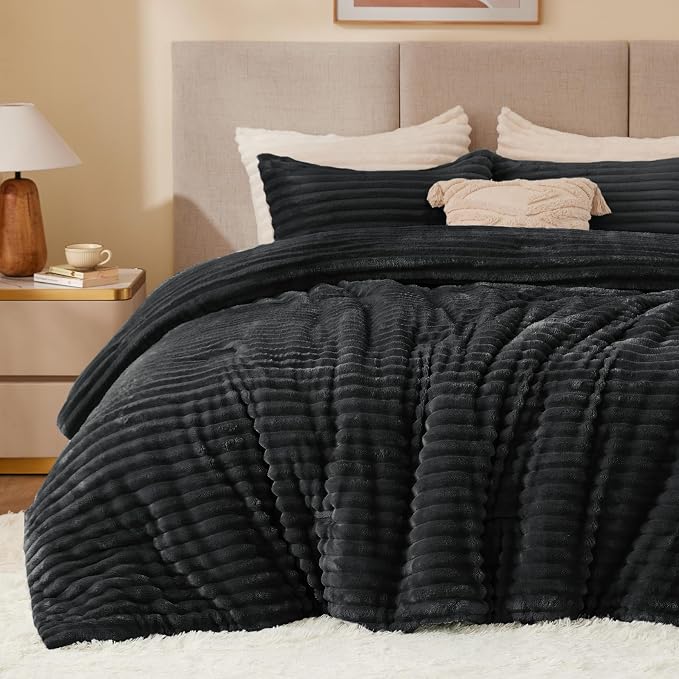 BEDELITE Fleece Oversized Queen Comforter Set -Super Soft & Warm Fluffy Black by BEDELITE