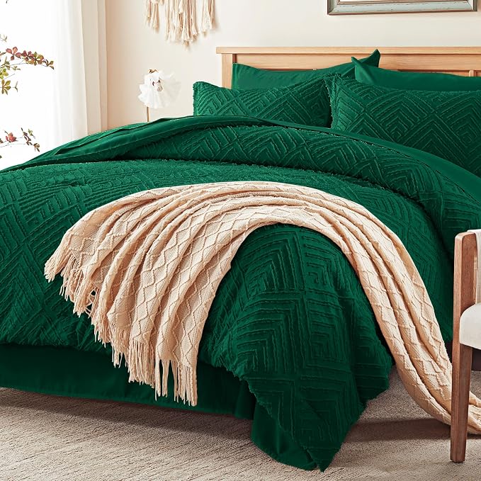 Zzlpp Queen Comforter Set 7 pieces, Emerald Green Tufted Bed in a Bag - Image 2