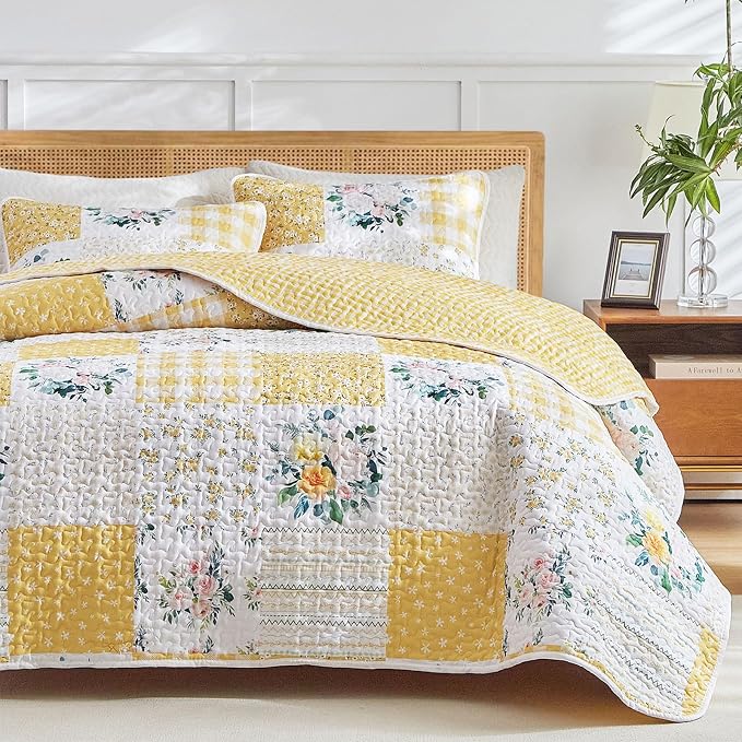 Joyreap 3 Pieces Floral Patchwork Quilt Set King, Soft n Cozy Microfiber Quilt - Image 3