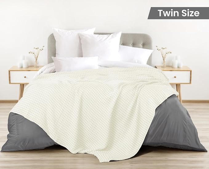 Utopia Bedding 100% Cotton Waffle Weave Blanket Twin Size - Image 3