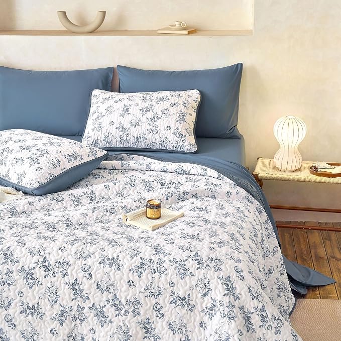 Wake In Cloud - Floral Quilt Set, Shabby Chic Coquette Cottagecore Vintage - Image 5