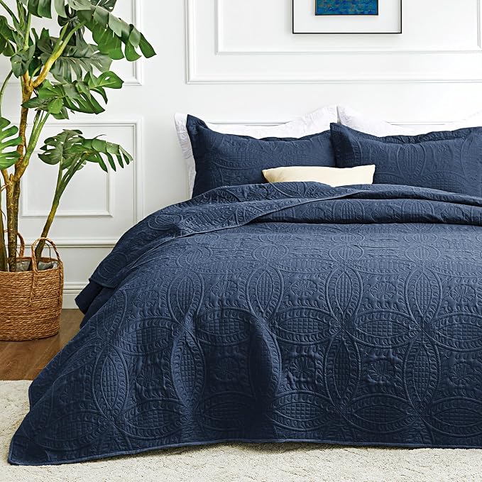 Love's cabin California King Size Quilt Bedding Set Navy Bedspreads by Lovescabin
